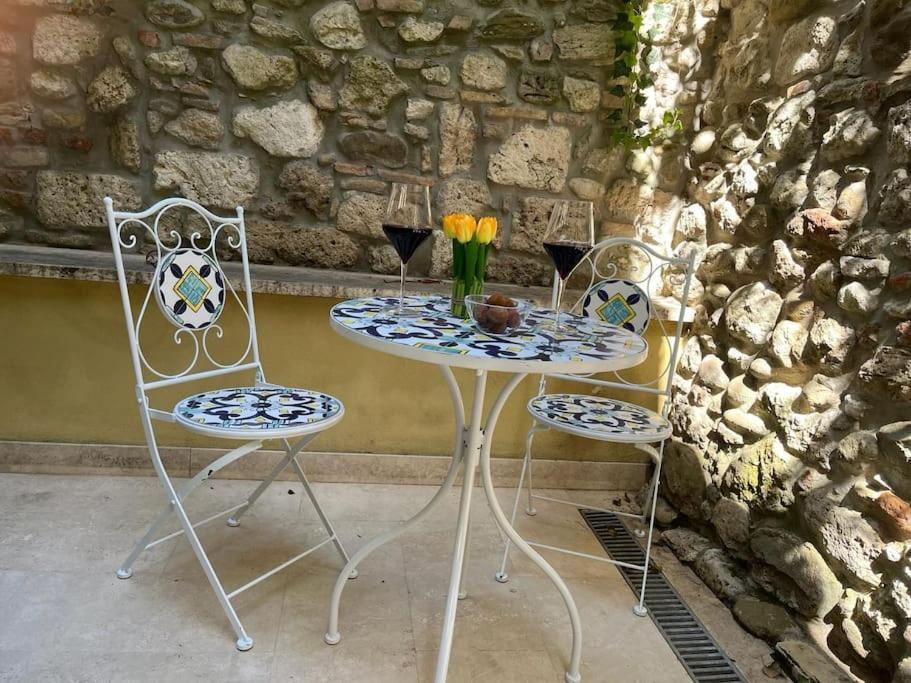 Charme In Centro With Private Parking Apartment Асколи Пичено Екстериор снимка
